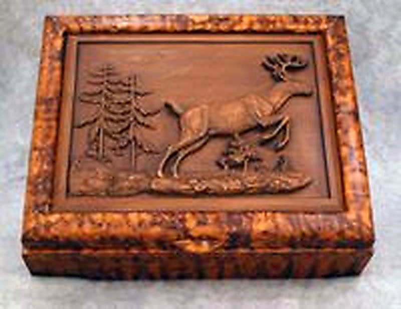 White Tail Deer Box